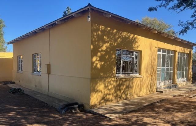 3 Bedroom Property for Sale in Leeudoringstad North West